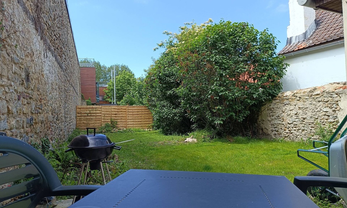 Wimille Bed & Breakfast | Located 2 km from Wimereux's first beach. Pets welcome!