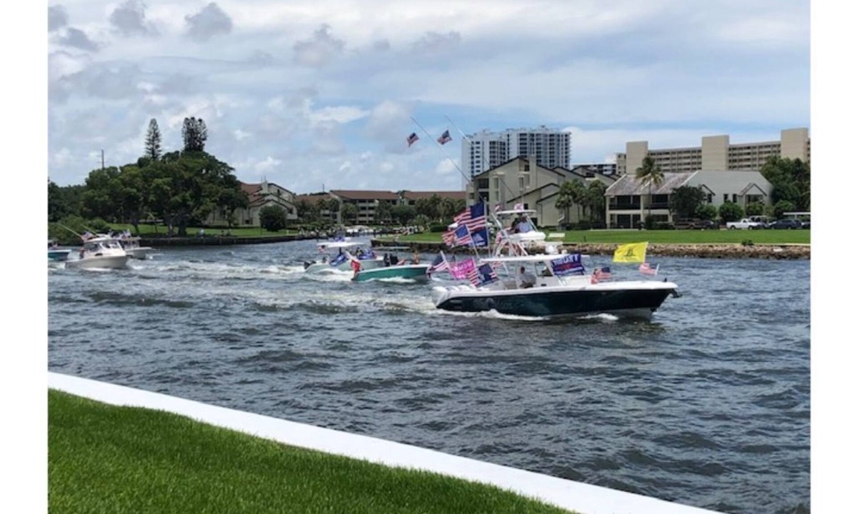 North Palm Beach House | located on water