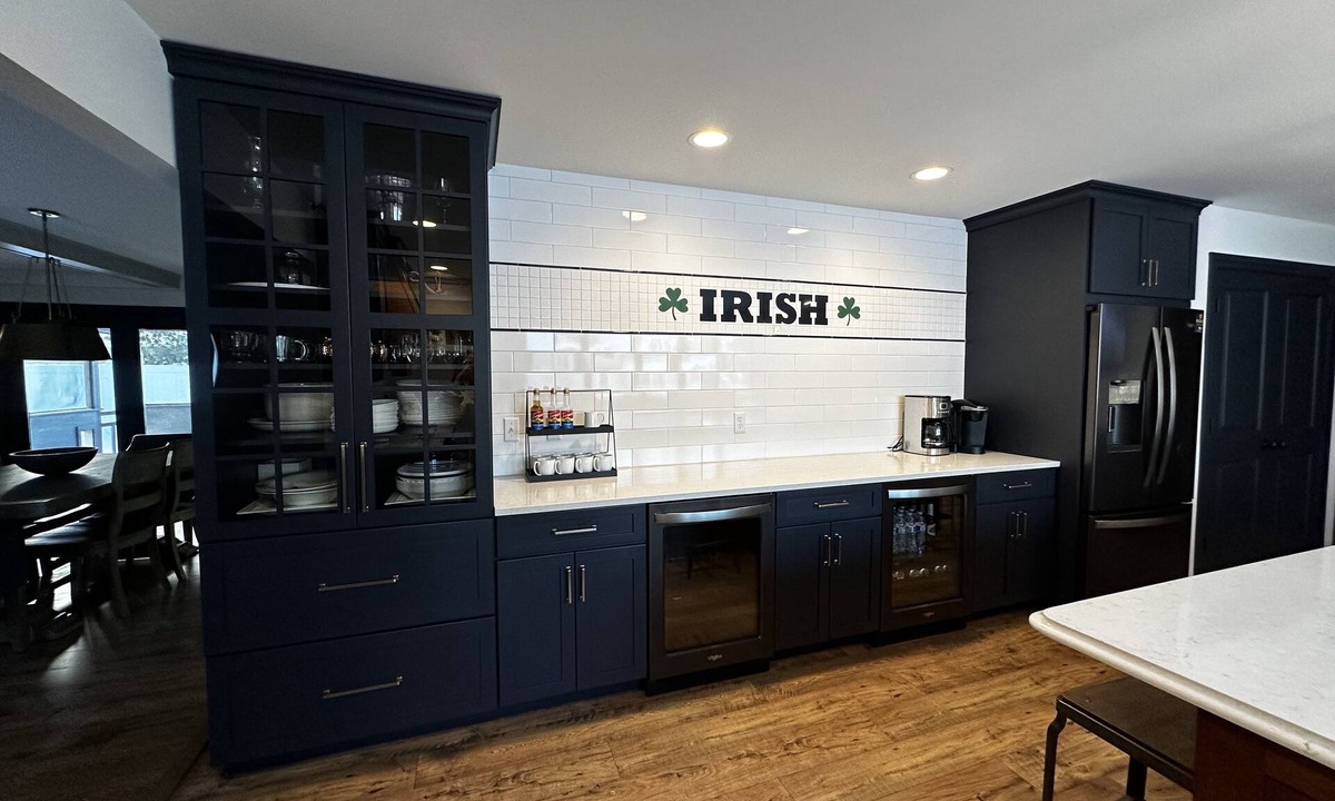 Harters Heights House | LOCATION- 3 bedrooms with 3 full baths