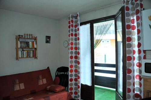 Le Lauzet-Ubaye Apartment | location angelique t2 a la montagne