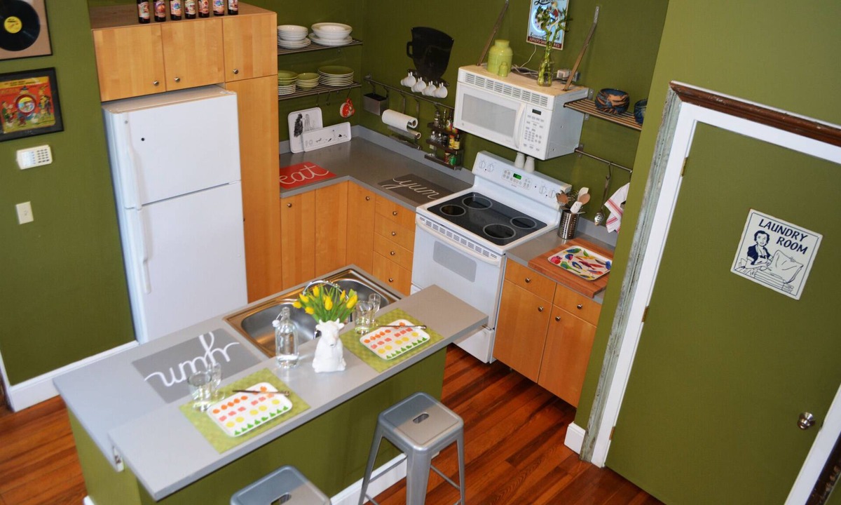 Over-the-Rhine Apartment | Location + Design OTR Gem, plus free parking!