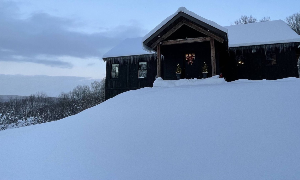 Ellicottville House | Location! Hot tub! Pet friendly home away from home