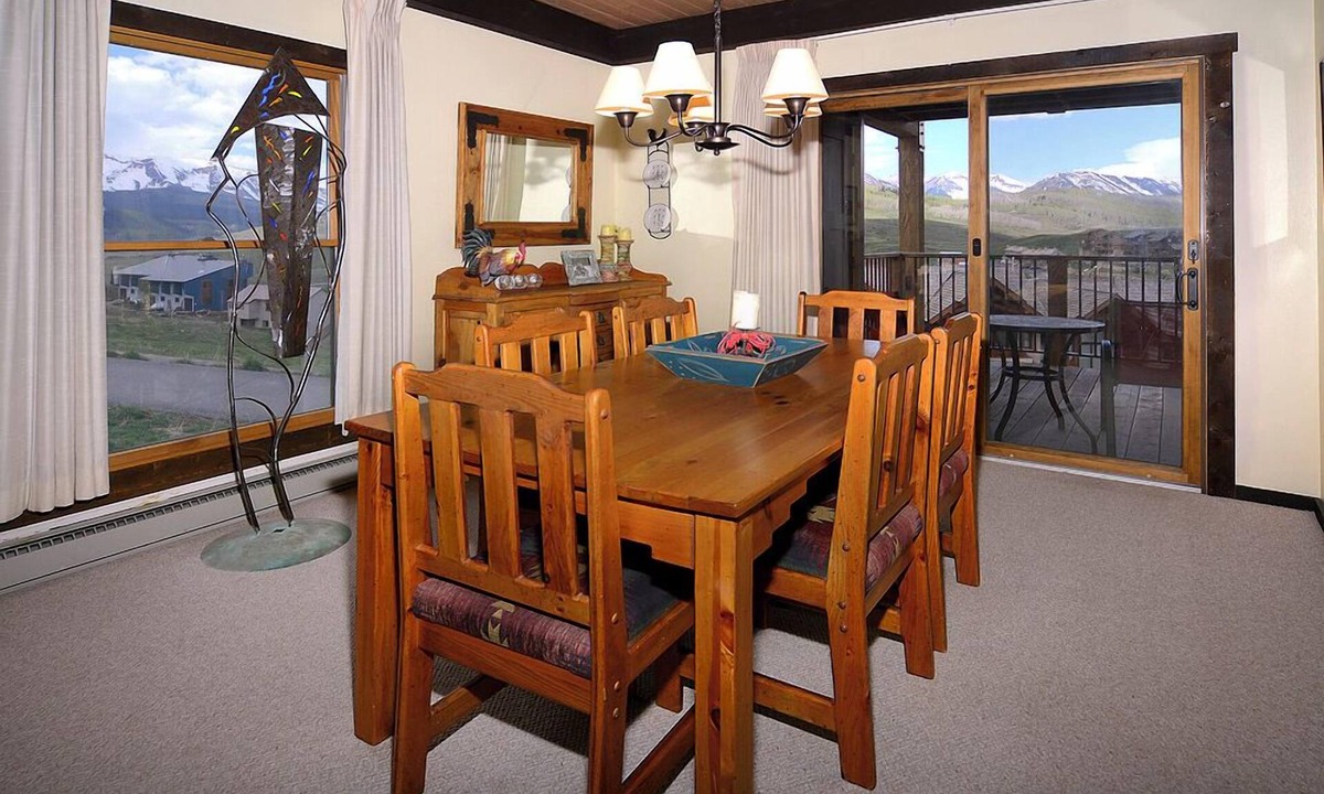 Mount Crested Butte Condo | Location is Everything! Ski-In/Out Condo, No Stairs, End Unit + VIEWS