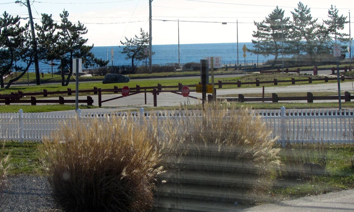 Eastward Look Cottage | LOCATION, LOCATION, LOCATION