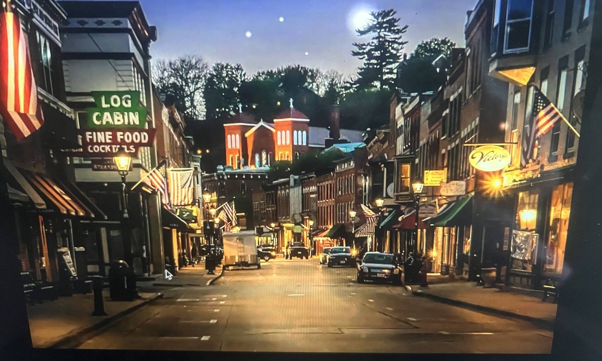 Galena Apartment | LOCATION LOCATION LOCATION ! Beautifully furnished two bedroom on Main Street