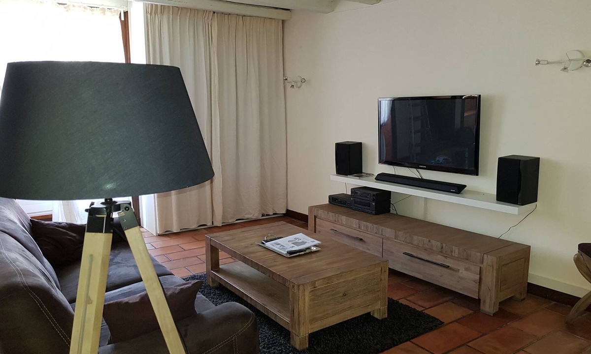 Mervent House | Location Mervent center bourg