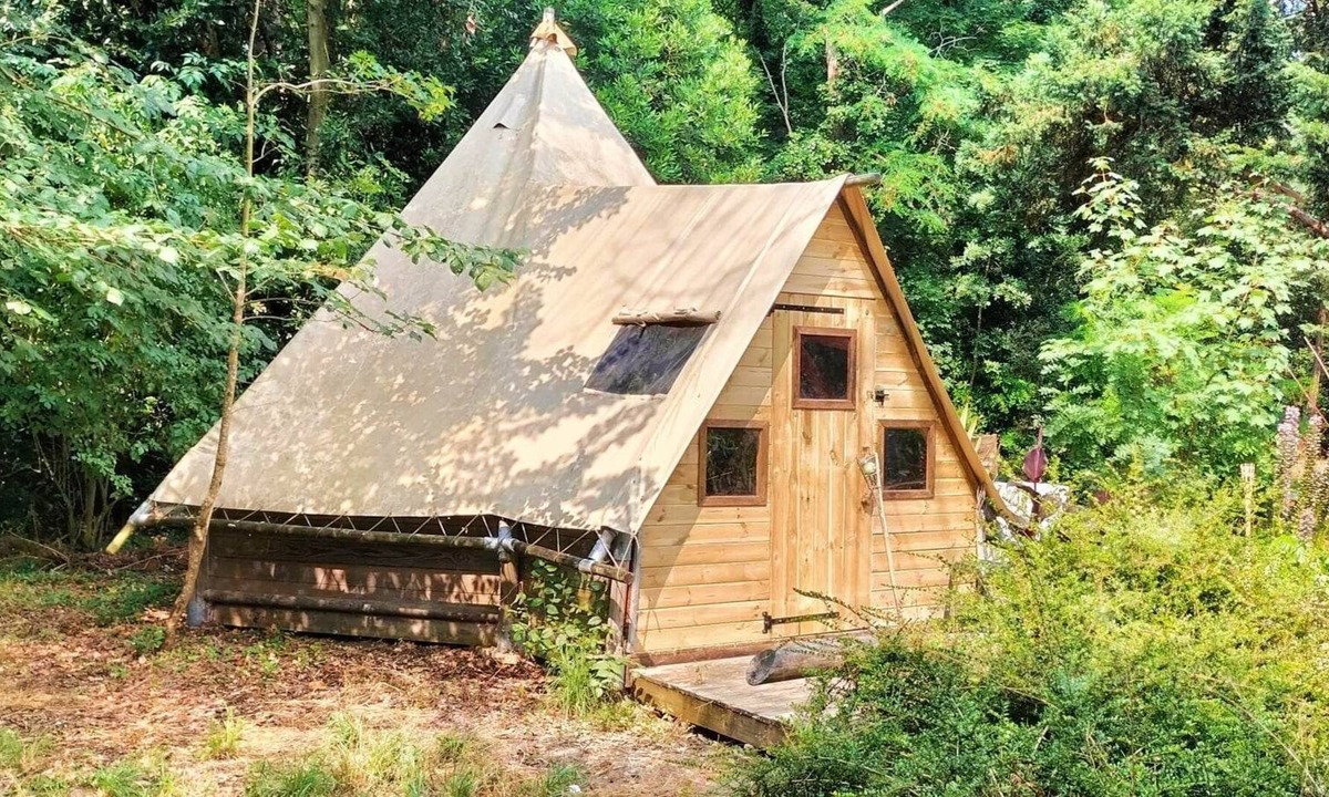 Olonne-sur-Mer Cabin | Location Tipi en Forêt 5min des Plages