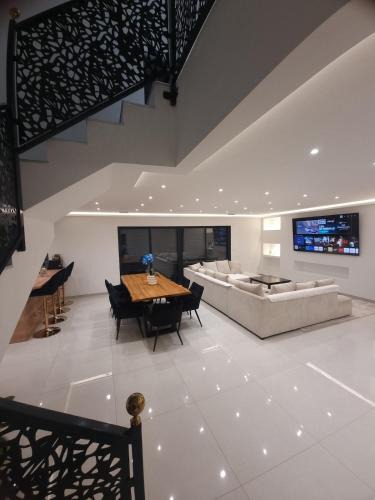 Milhaud Villa | location villa moderne