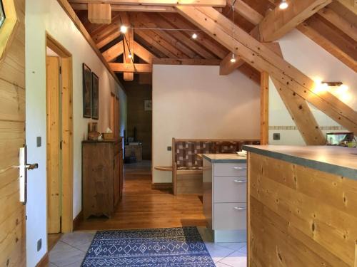 Les Clefs Apartment | locdecharme