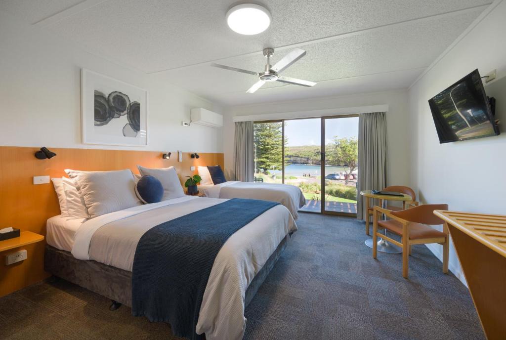 Port Campbell Hotel | Loch Ard Motor Inn