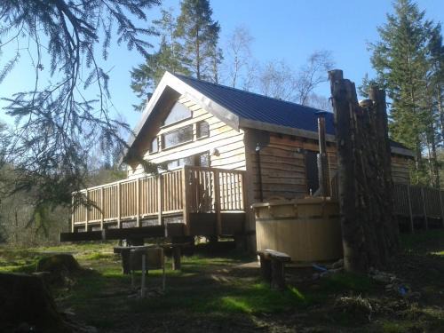 Dallavich Cabin | Loch Aweside Forest Cabins
