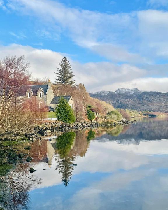 Mallaig Apartment | Loch Morar Private Suite