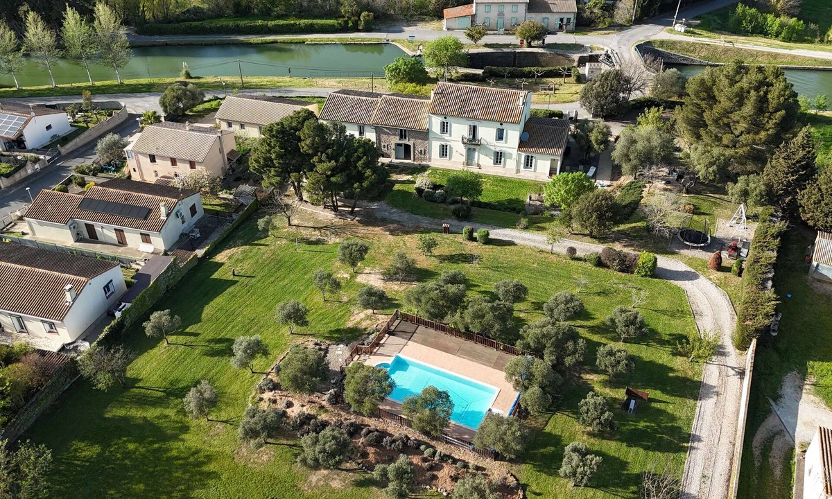 Marseillette Apartment | Lock view, newly renovated apartment on Canal Du Midi, near Carcassonne