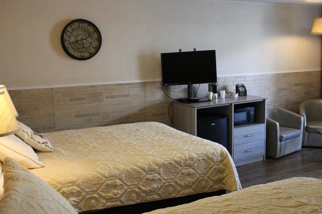 Sault Ste. Marie Hotel | Lockview Motel