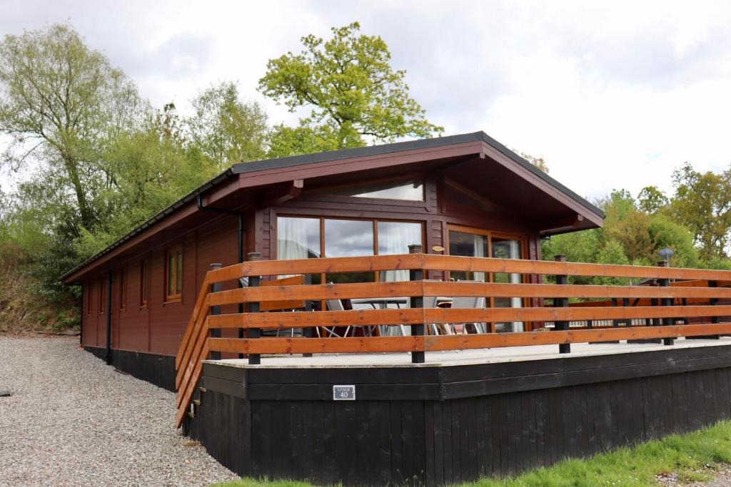 Rowardennan Ski Chalet | Lodge 40