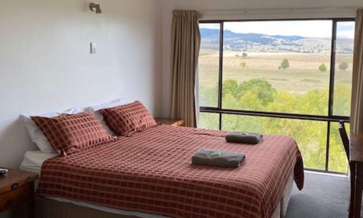 Merrijig Apartment | Lodge by the River - Studio 5