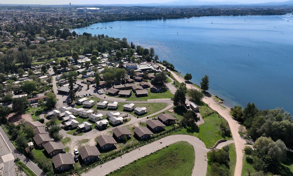 Meyzieu Nord Ouest RV Rental | Lodge-Hôtel & Spa les Voiles du Grand Large