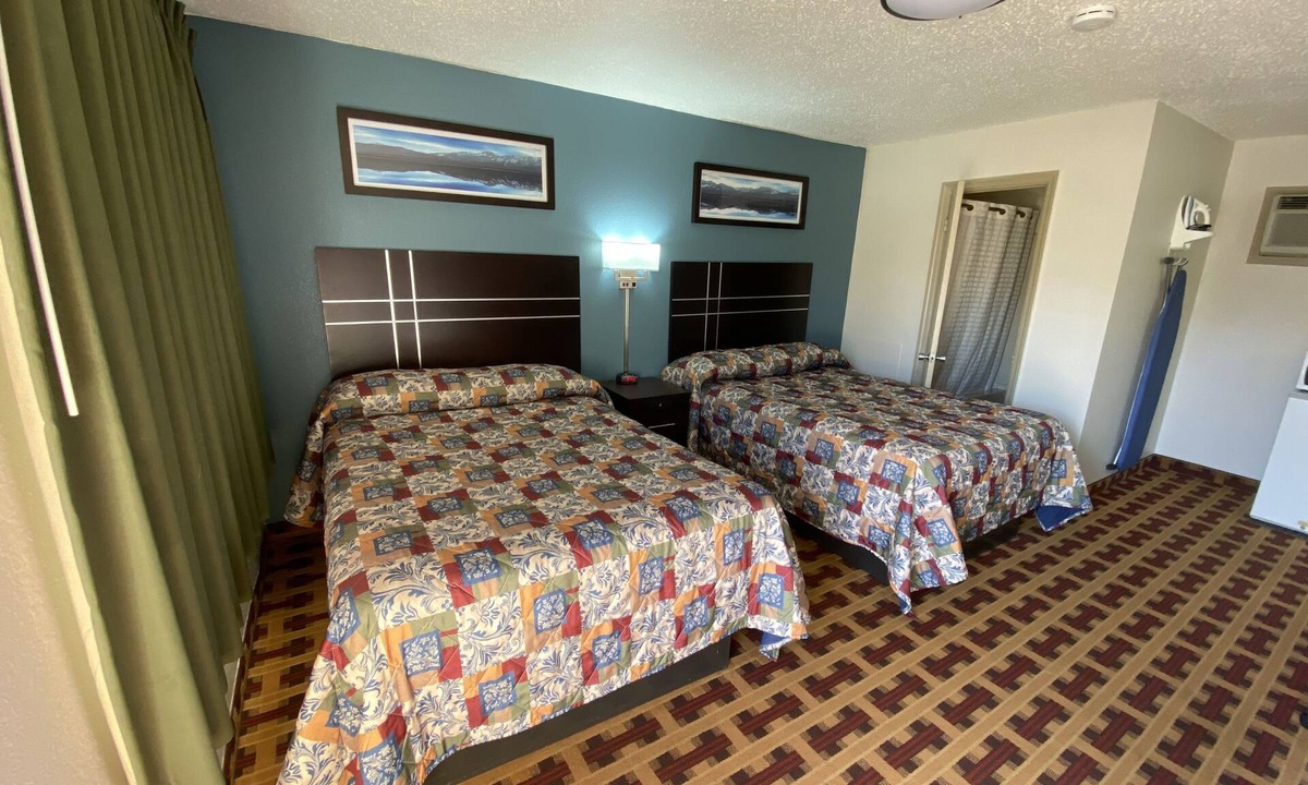 Wrightstown Hotel | Lodge Inn