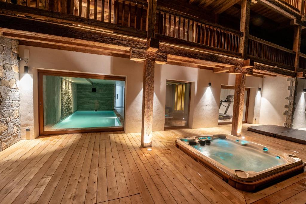 Manigod Ski Chalet | LODGE LES MURAILLES