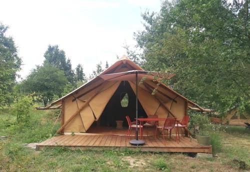 Serignac Other | Lodge Robinson aux Nuits Insolites d'Argoumbat