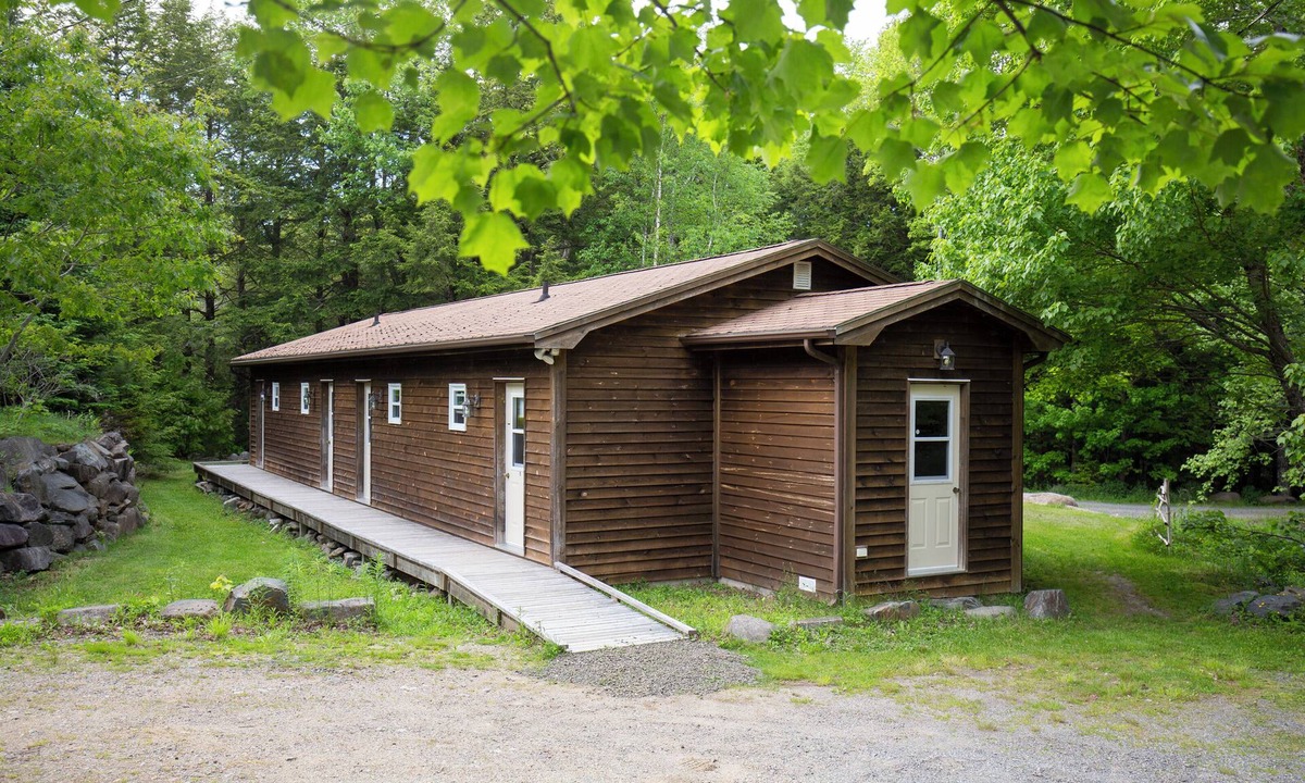 Annapolis Subdivision D Cabin | Lodge room at Mersey River Chalets