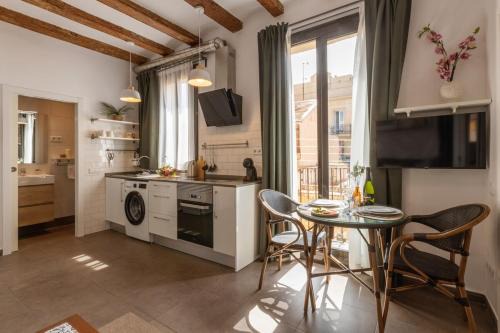 Barceloneta Apartment | Lodging Apartments Almirall Beach 42