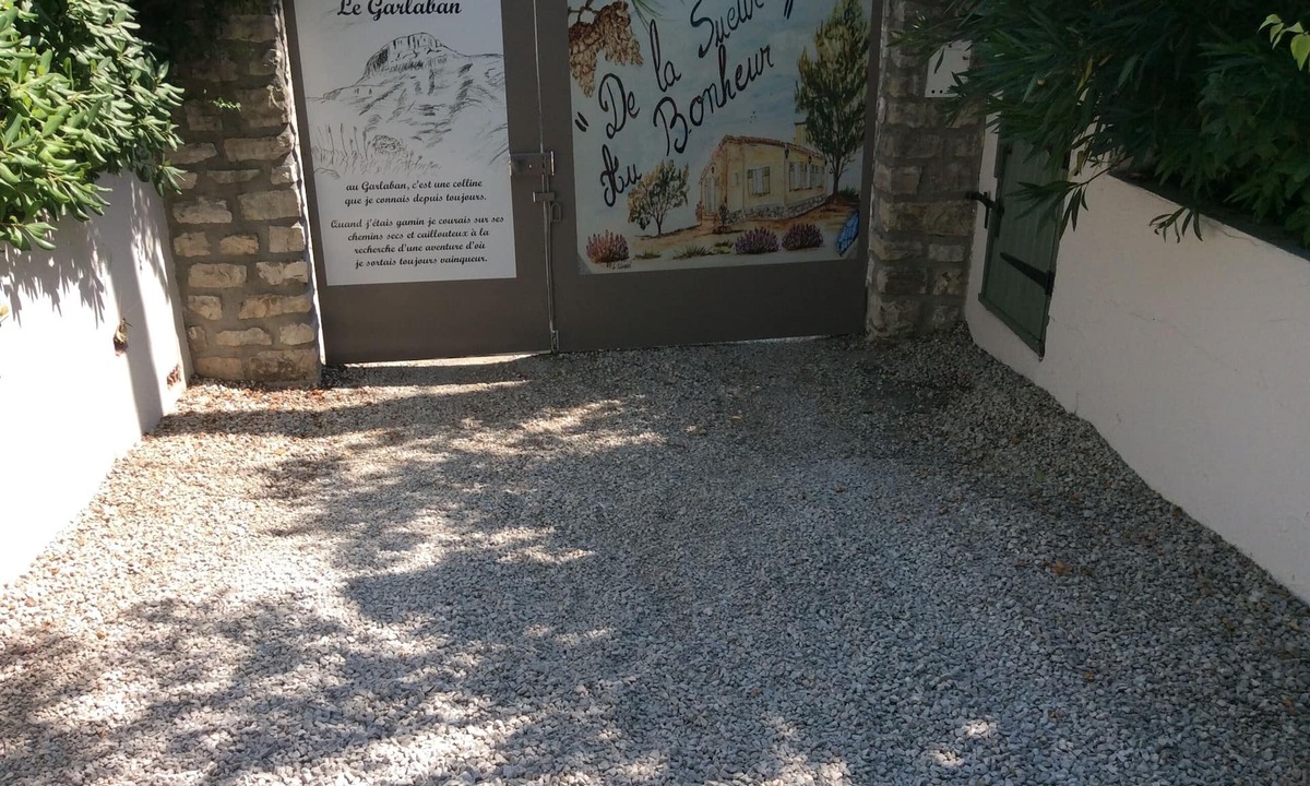 La Bouilladisse Apartment | lodging for 2 people