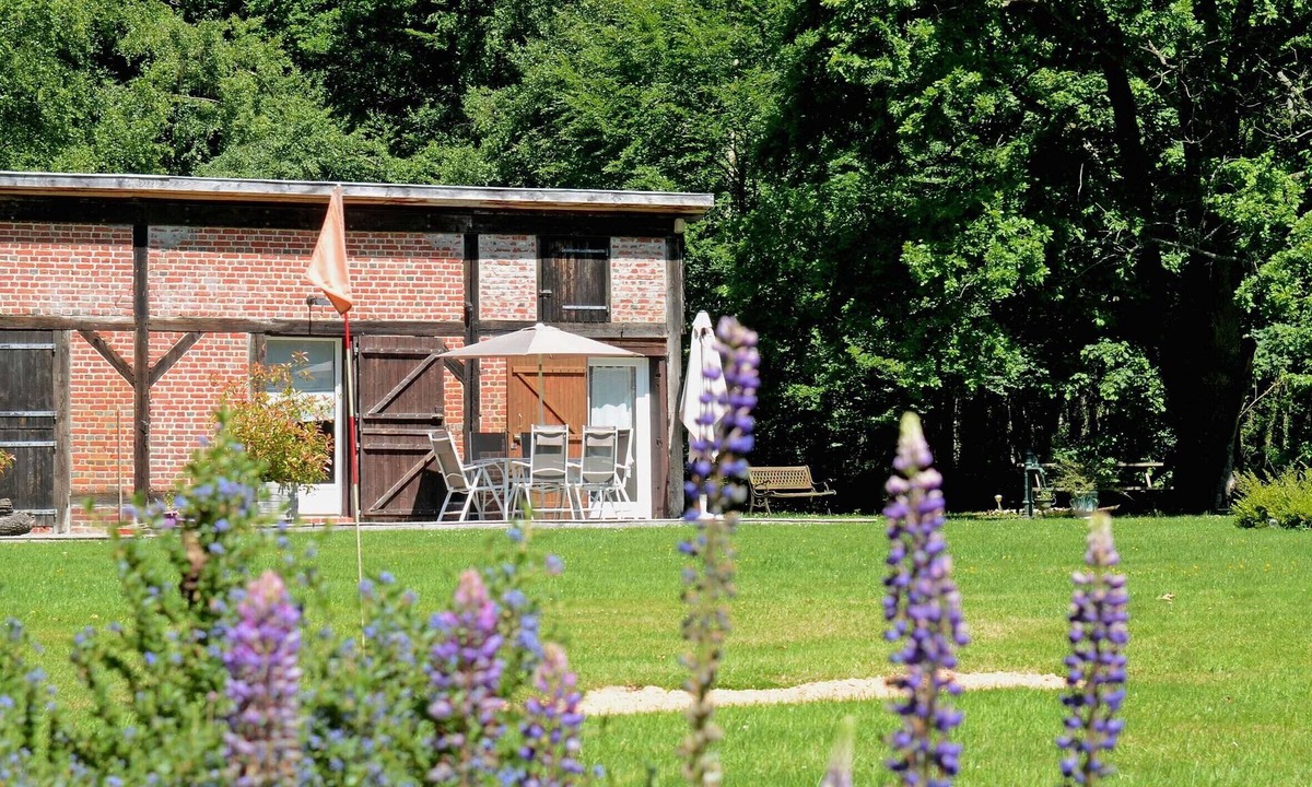 Le Mesnil-Durand Cottage | Lodging, golf course of the Mesange Estate, compact golf course included
