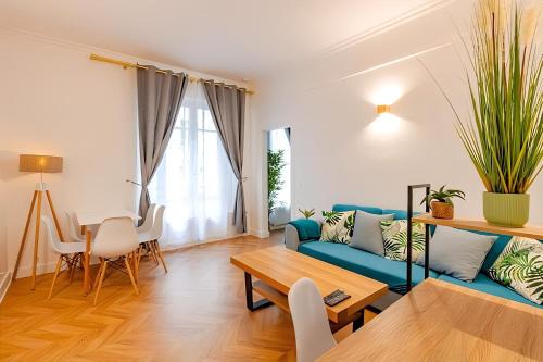 Neuilly-sur-Seine Apartment | Loft à 2 pas des Champs Elysées et de la Défense!