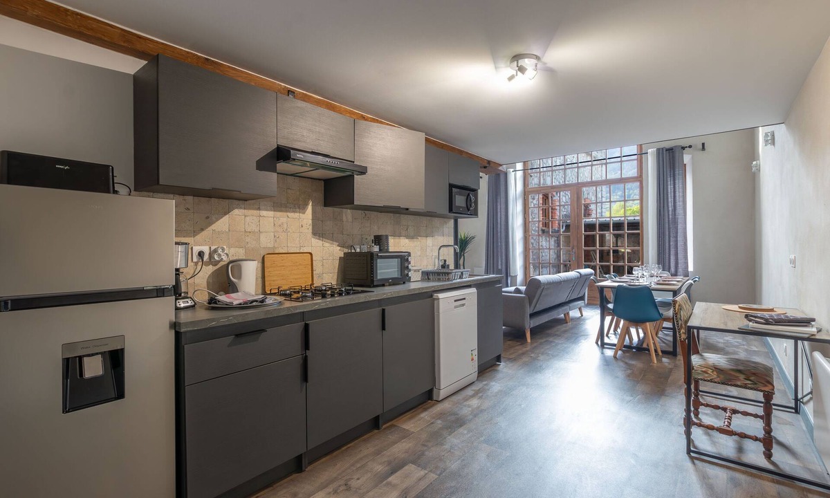 Mercury Apartment | Loft 15 + Loft 16