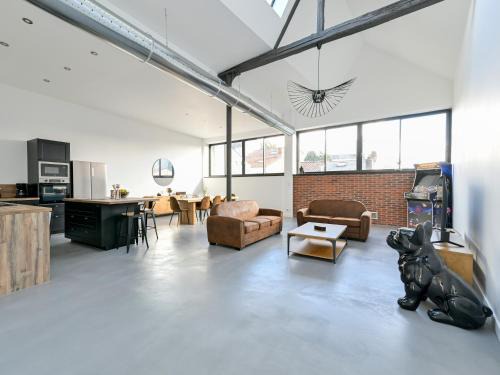 Cholet Apartment | Loft 23 - Appartement lumineux 4 chambres hyper centre de Cholet