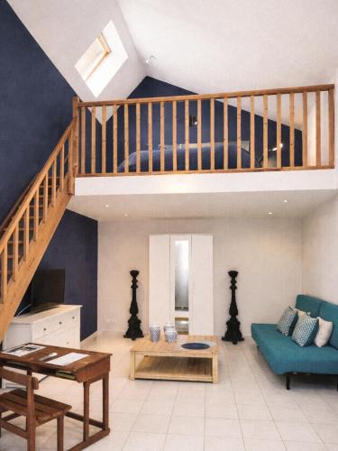 Cambrai Apartment | Loft 3 du Temple pour 4 pers & Parking
