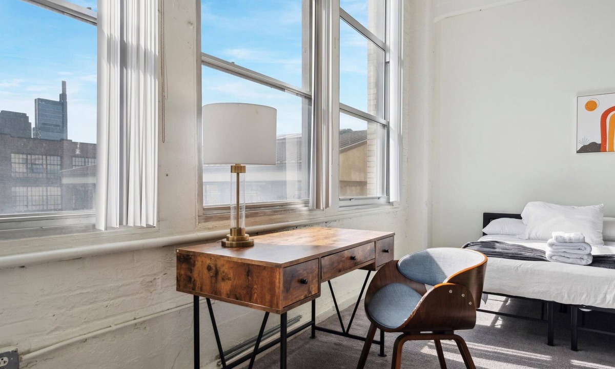 Spring Garden Apartment | Loft 640