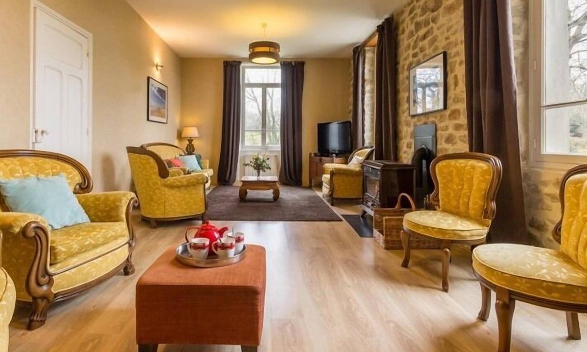 Tocqueville Apartment | Loft-Apartment-Ensuite with Bath-Terrace