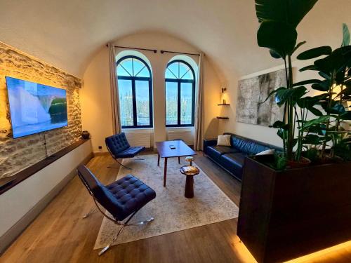 Metz Apartment | Loft architecte exceptionnel avec mini piscine design