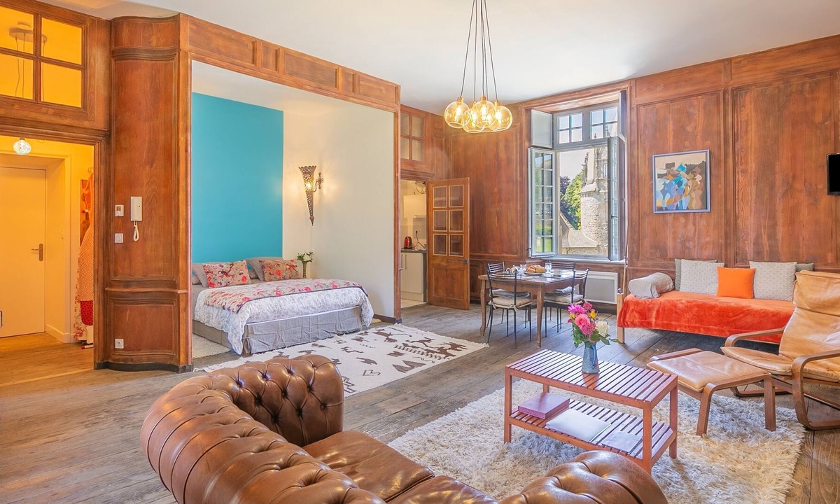 Taden Apartment | Loft Berbéris - Château du 16ème siècle