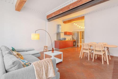 Saint - Michel Apartment | Loft Briques Rouges - Parking, Métro