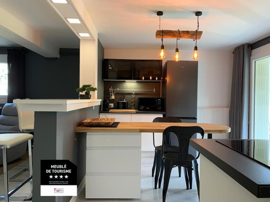 Neris-les-Bains House | Loft de Charme & Spa