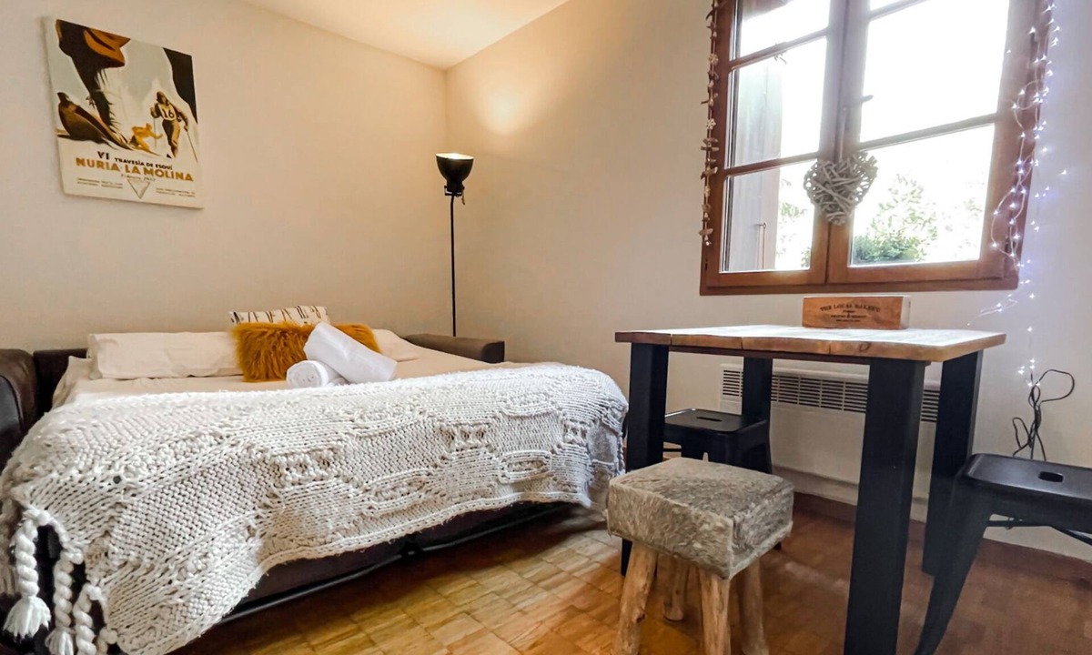 Enveitg Apartment | Loft Serenitat Montana Park