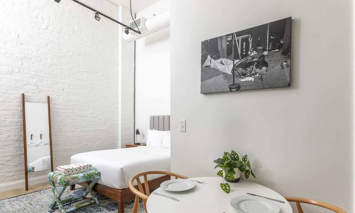 South Main Historic District Apartment | Loft-Style Studio Apt Unit w/ Pool