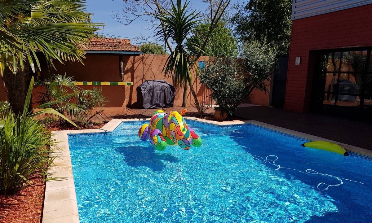 Saint-Meen-le-Grand House | LOFT type house of 550m2