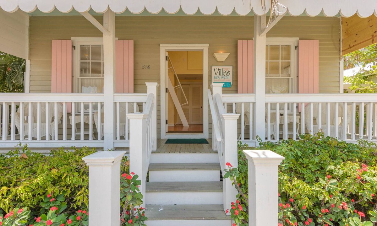 Downtown Villa | Loft Villa Steps from Duval!
