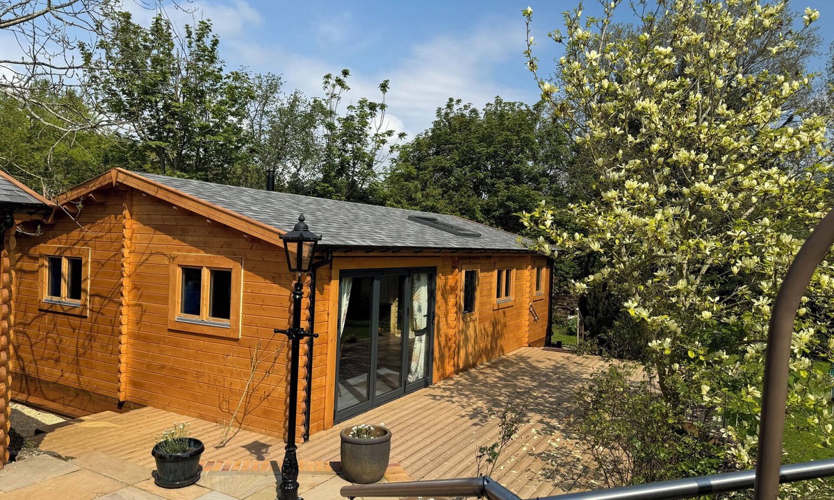 Monmouth Ski Chalet | Log Cabin!