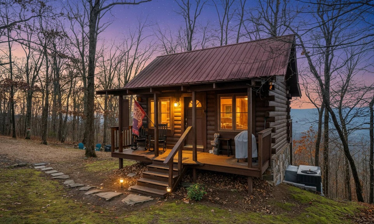 Lupton City Cabin | Log Cabin in the Clouds with a Million Dollar ViewnOVER 400 FIVE STAR REVIEWS