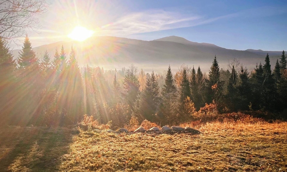 White Mountains Cabin | Log Home 4b/2b Amazing Mountain Views - Hike & Ski