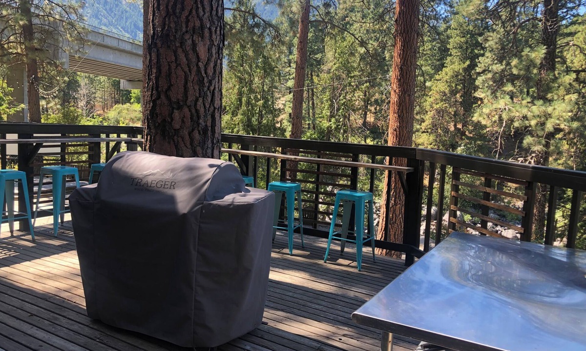Leavenworth Hotel | LOGE Leavenworth Riverside