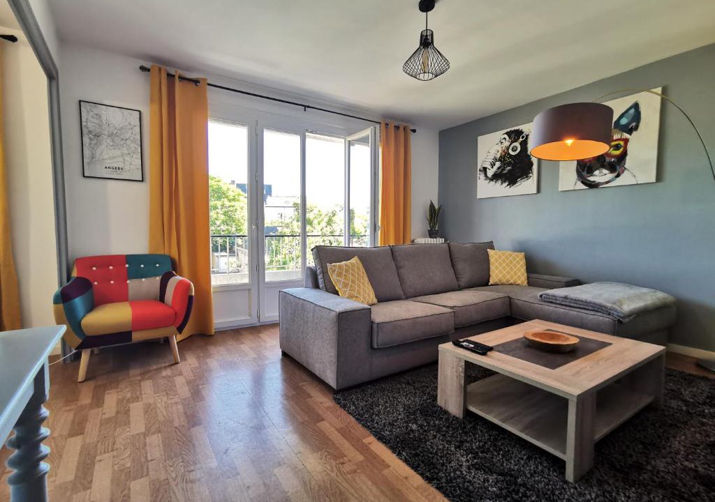 Angers Apartment | Logement Confortable CHU, Quartier Doutre