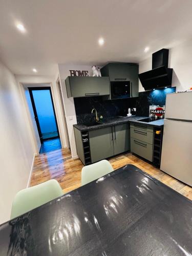 Sommieres Apartment | Logement du Sud avec Jacuzzi