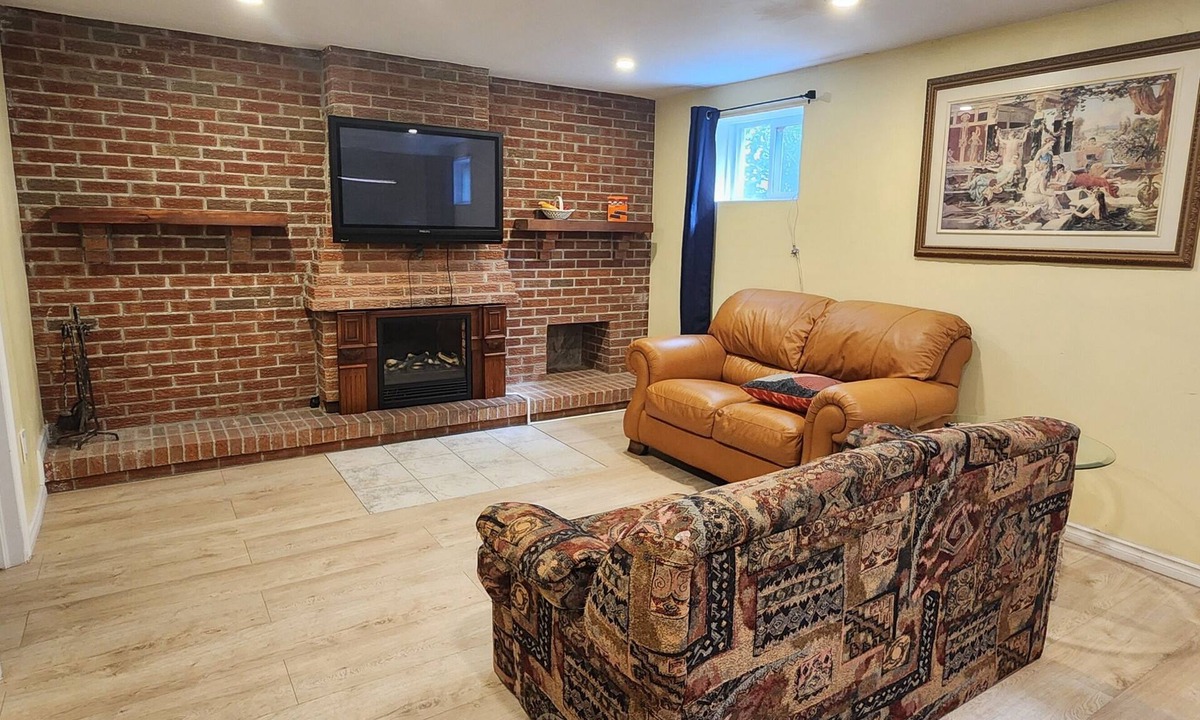 Longueuil Apartment | Logement entier à louer, stationnement inclus