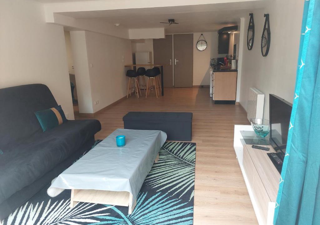 Roman Apartment | Logement tout confort 6 personnes